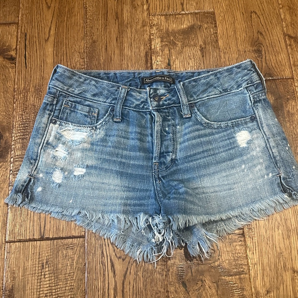 Abercrombie & Fitch Denim cut off shorts low rise 24 waist xs